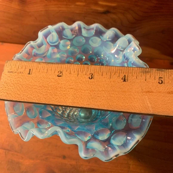 Vintage Fenton Blue Opalescent Hobnail Ruffled Pedestal 6” Vase- Art Collectible - Picture 11 of 11